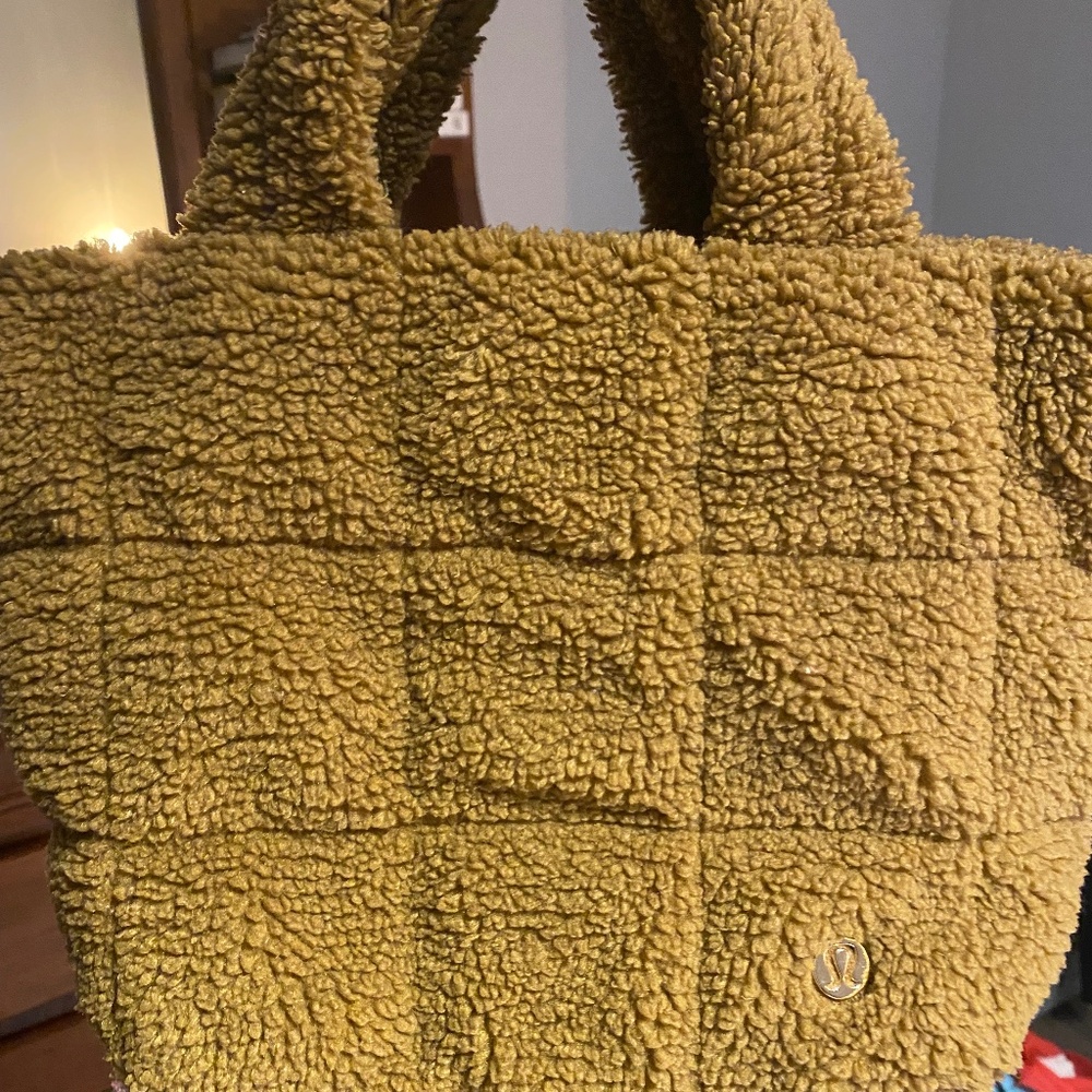 Lulu lemon bag